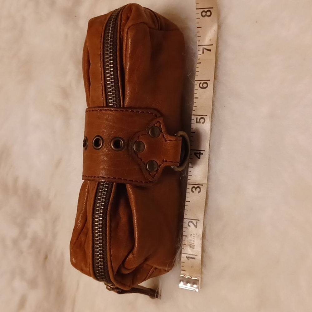 COPY - Abaco leather pouch. - Picture 9 of 10